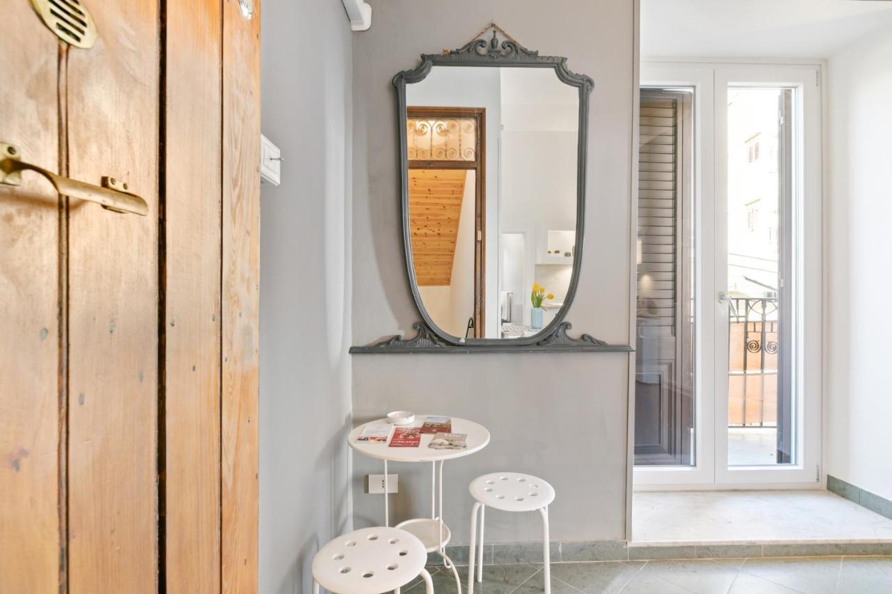 شقة Stylish Flat Maqueda باليرمو المظهر الخارجي الصورة